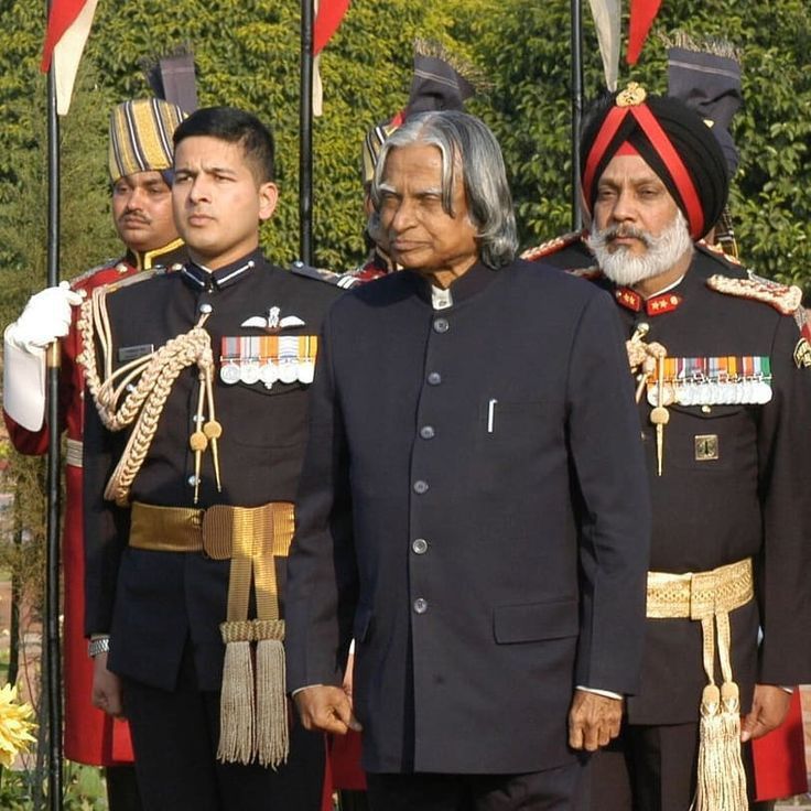 Kalam receiving Bharat Ratna